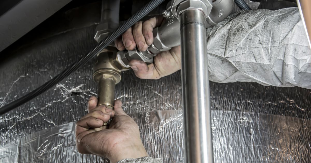 How to Upgrade Your Commercial Plumbing for Water Efficiency