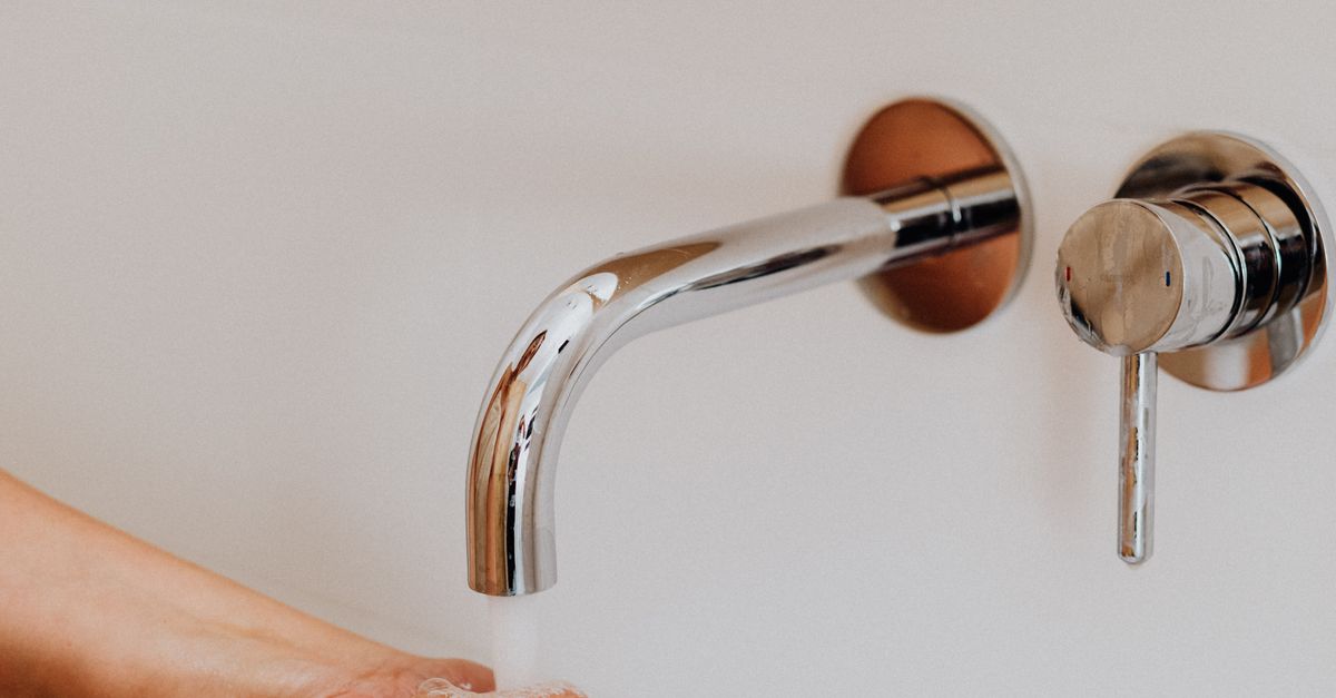 Signs You Need to Call a 24/7 Emergency Plumber Immediately
